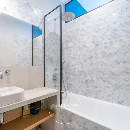 아파트 Luxury Eiffel Elegance 4br By Airsuite 파리