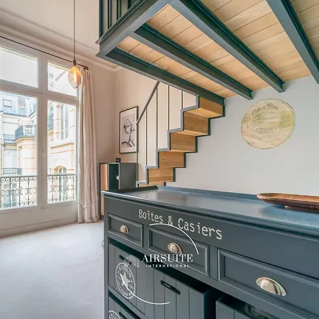 Luxury Eiffel Elegance 4br By Airsuite *